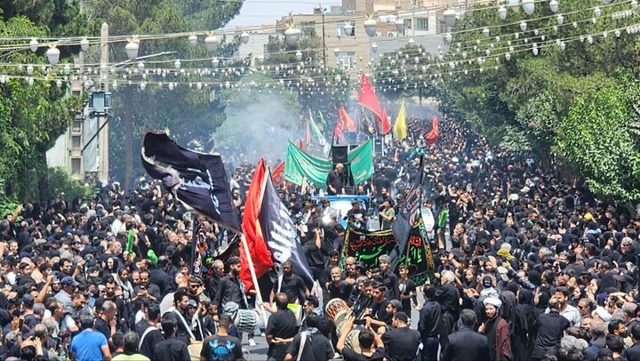 تصاویر/ مراسم عزاداری و اقامه نماز ظهر عاشورا در رباط کریم