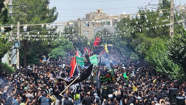 تصاویر/ مراسم عزاداری و اقامه نماز ظهر عاشورا در رباط کریم