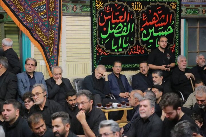 تصاویر/ حضور رییس جمهور پزشکیان در آیین‌های عاشورایی تبریز