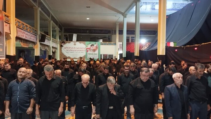 تصاویر/ اقامه نماز ظهر عاشورا در میاندوآب