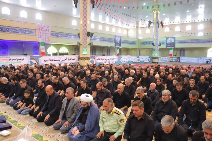 تصاویر/ عزاداری و اقامه نماز ظهر عاشورا در اسلامشهر