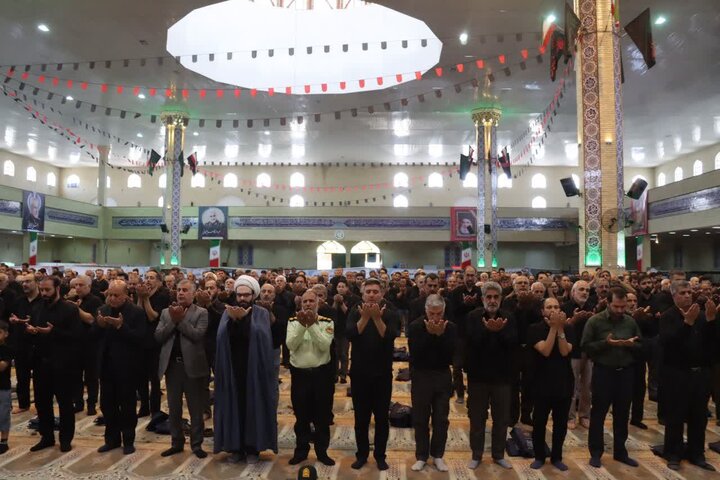 تصاویر/ عزاداری و اقامه نماز ظهر عاشورا در اسلامشهر