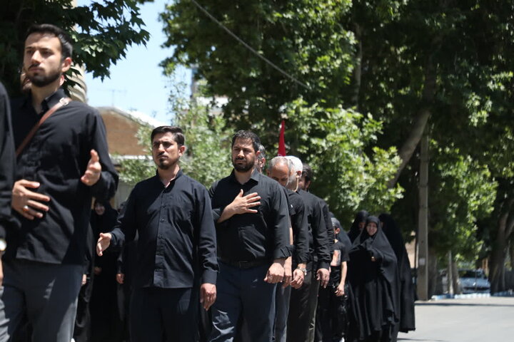 تصاویر/ دسته عزاداری هیئت فاطمیون ارومیه در عاشورای حسینی