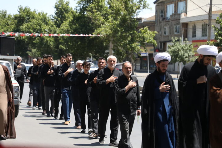 تصاویر/ دسته عزاداری هیئت فاطمیون ارومیه در عاشورای حسینی