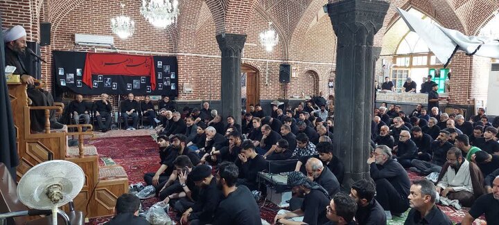 تصاویر/ مراسم سوگواری عاشورای حسینی در مساجد شهرستان خوی