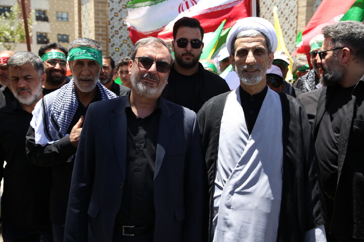تصاویر / قافله عزا و حماسه رزمندگان اسلام اصفهان در روز عاشورای حسینی