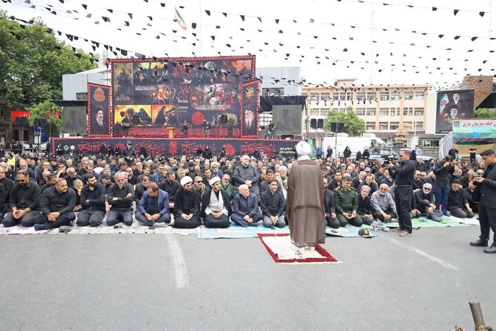 تصاویر/ نماز ظهر عاشورا به امامت نماینده ولی فقیه در استان مازندران
