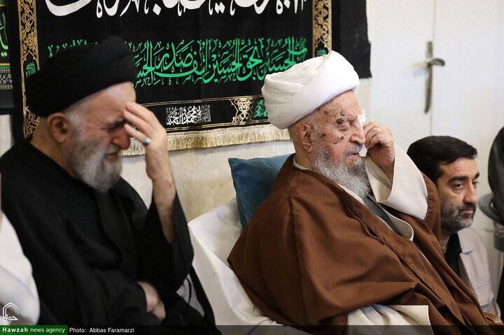 مراسم عزاء يوم عاشوراء في مكتب آية الله العظمى مكارم الشيرازي