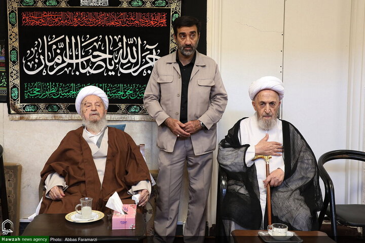 مراسم عزاء يوم عاشوراء في مكتب آية الله العظمى مكارم الشيرازي