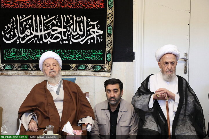 مراسم عزاء يوم عاشوراء في مكتب آية الله العظمى مكارم الشيرازي