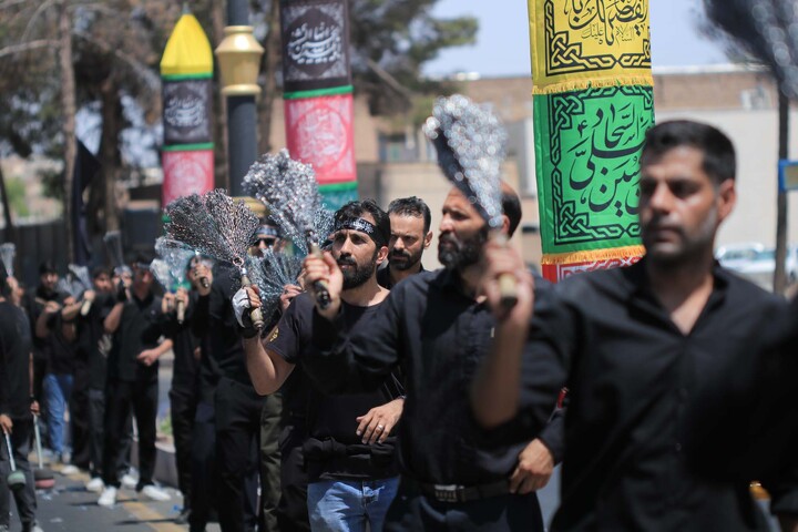تصاویر| مراسم عزاداری روز عاشورا در بیرجند