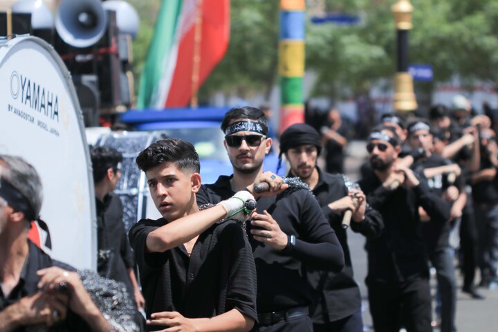 تصاویر| مراسم عزاداری روز عاشورا در بیرجند