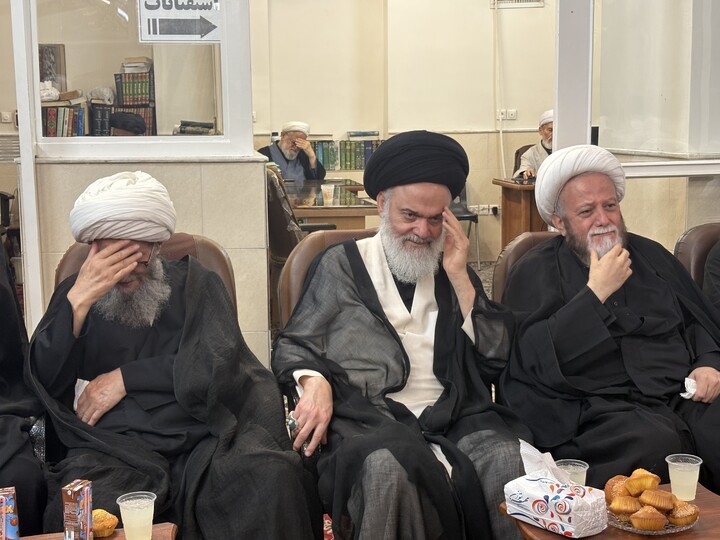 تصاویر / مراسم عزاداری سالار شهیدان در بیت مرحوم آیت الله العظمی فاضل لنکرانی