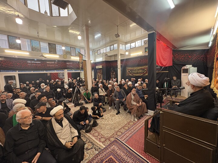 تصاویر / مراسم عزاداری سالار شهیدان در بیت مرحوم آیت الله العظمی فاضل لنکرانی