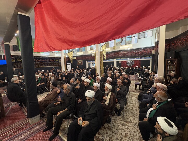 تصاویر / مراسم عزاداری سالار شهیدان در بیت مرحوم آیت الله العظمی فاضل لنکرانی