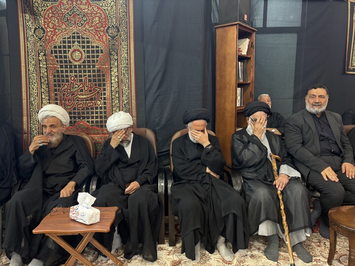 تصاویر / مراسم عزاداری سالار شهیدان در بیت مرحوم آیت الله العظمی فاضل لنکرانی