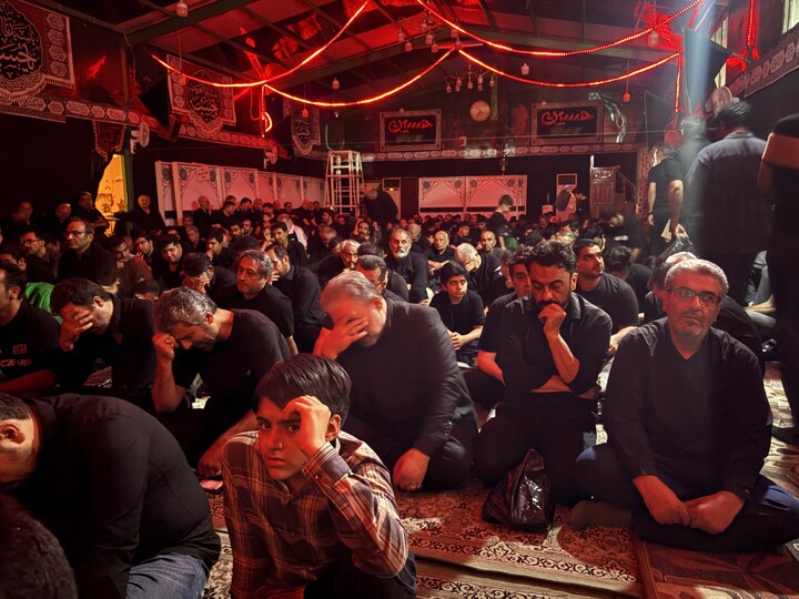 تصاویر / مراسم عزاداری عاشورای حسینی در مسجد چهارمردان قم