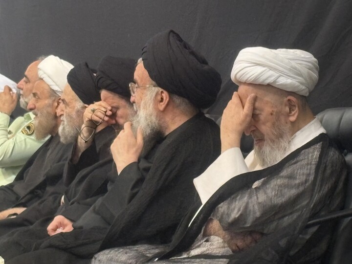 تصاویر / مراسم عزاداری روز عاشورا در بیت آیت الله العظمی سبحانی