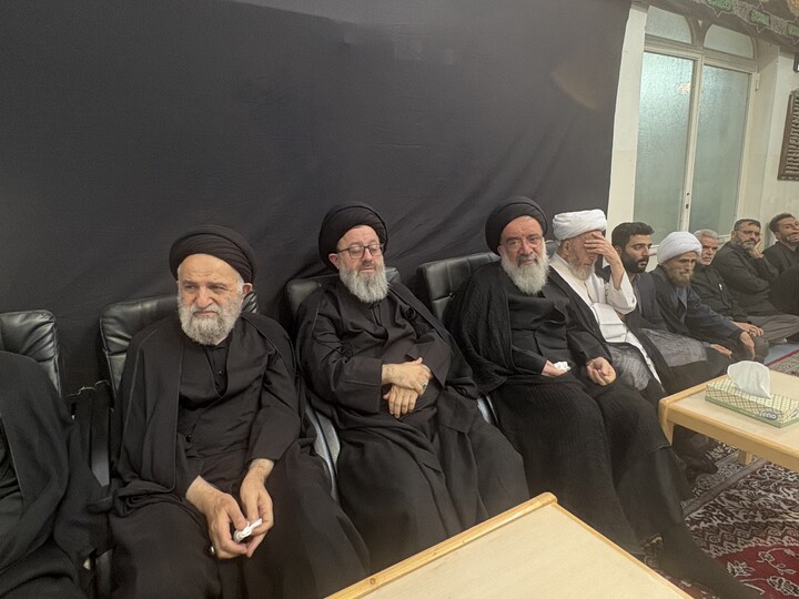 تصاویر / مراسم عزاداری روز عاشورا در بیت آیت الله العظمی سبحانی