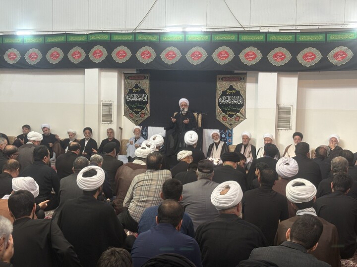 تصاویر / مراسم عزاداری روز عاشورا در بیت آیت الله العظمی سبحانی