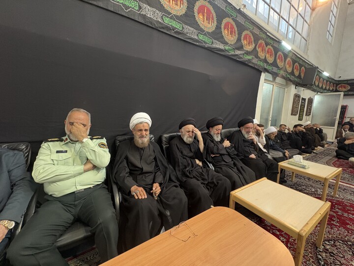 تصاویر / مراسم عزاداری روز عاشورا در بیت آیت الله العظمی سبحانی