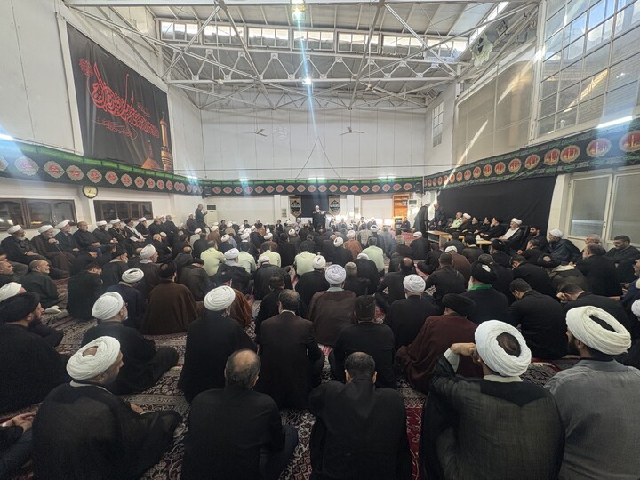 تصاویر / مراسم عزاداری روز عاشورا در بیت آیت الله العظمی سبحانی