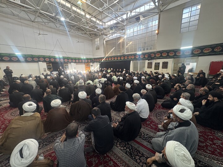 تصاویر / مراسم عزاداری روز عاشورا در بیت آیت الله العظمی سبحانی