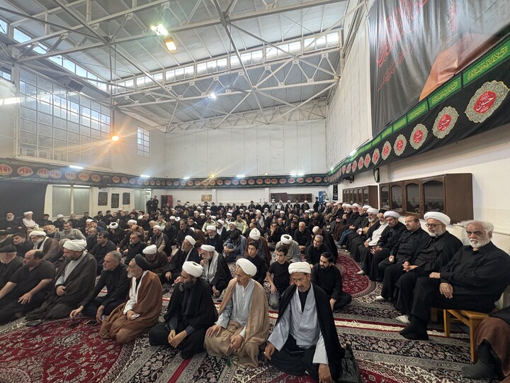 تصاویر / مراسم عزاداری روز عاشورا در بیت آیت الله العظمی سبحانی