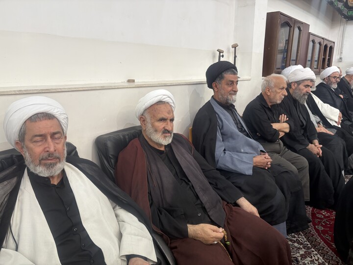 تصاویر / مراسم عزاداری روز عاشورا در بیت آیت الله العظمی سبحانی
