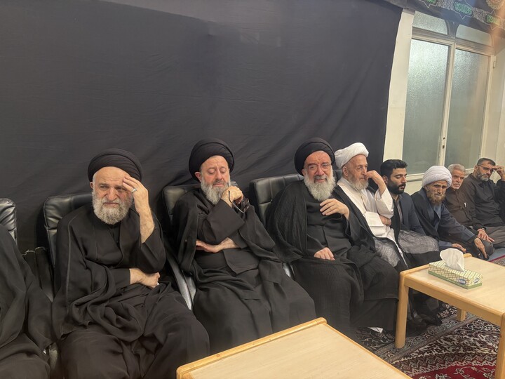تصاویر / مراسم عزاداری روز عاشورا در بیت آیت الله العظمی سبحانی