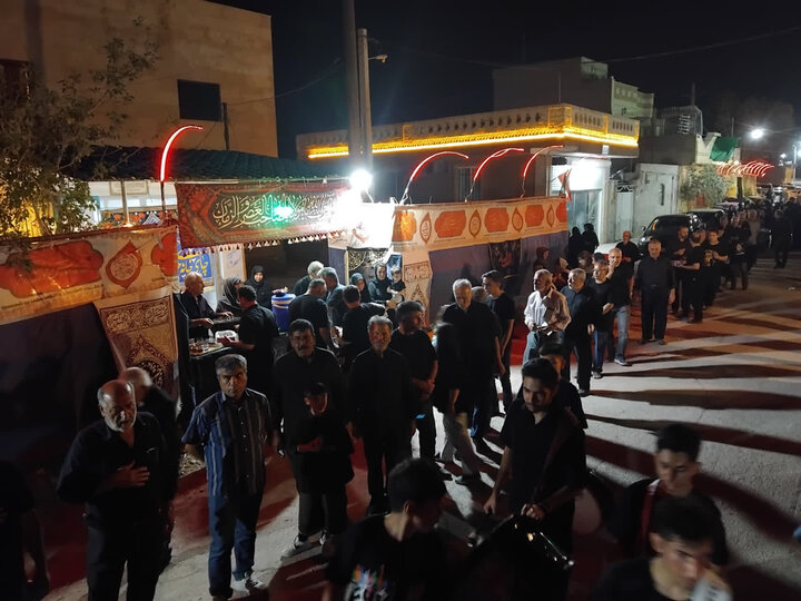 تصاویر/ اجتماع مردمی «شب‌های اقتدار حسینی» محبان حضرت اباعبدالله(ع)  شهر کهن آباد و روستای تاریخی ده نمک