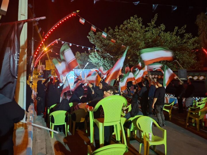 تصاویر/ اجتماع مردمی «شب‌های اقتدار حسینی» محبان حضرت اباعبدالله(ع)  شهر کهن آباد و روستای تاریخی ده نمک