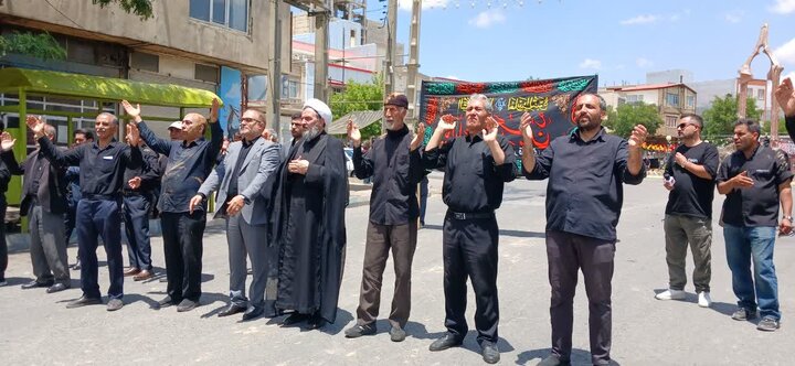 تصاویر/برپایی دسته‌های عزاداری روز عاشورا با حضور امام جمعه شهرستان بیجار