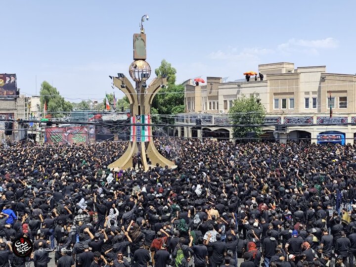 تصاویر/ عزاداری و نماز روز عاشورا در بم
