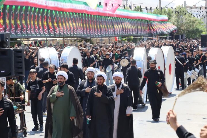 تصاویر/ عزاداری روز عاشور در شهرستان تکاب