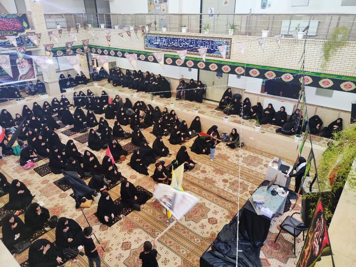 تصاویر/ مراسم عزاداری عاشورای حسینی در مدرسه علمیه ریحانة الرسول ارومیه