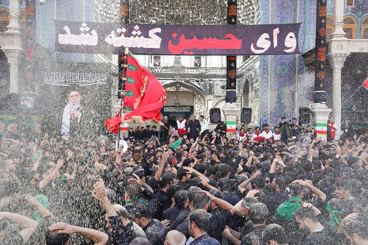 تداعی هروله اسرای کربلا در عصر عاشورا توسط هیئت چهل اختران قم
