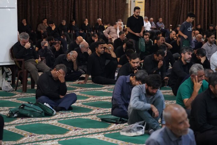 تصاویر/ نماز ظهر عاشورا در بوشهر