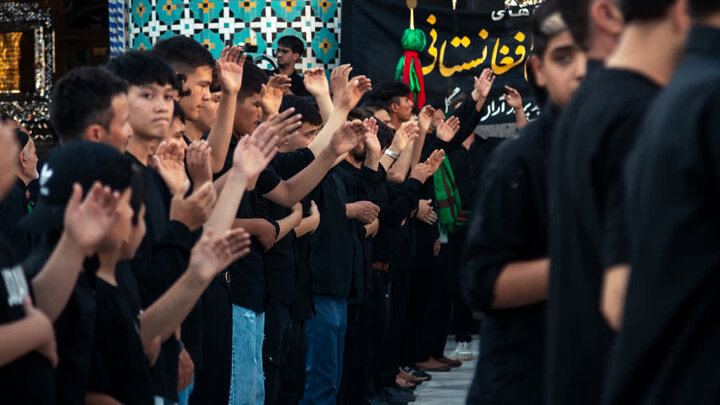 سوگواره هیئت سادات بنی الزهرا (اتباع)و العطش(سقایی) در حرم مطهرهلال بن علی (ع)