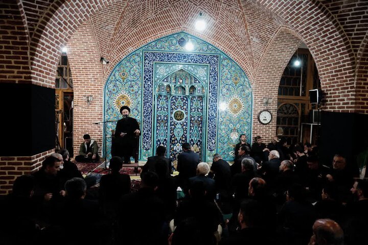 تصاویر/ مراسم شام غریبان محرم ۱۴۰۵