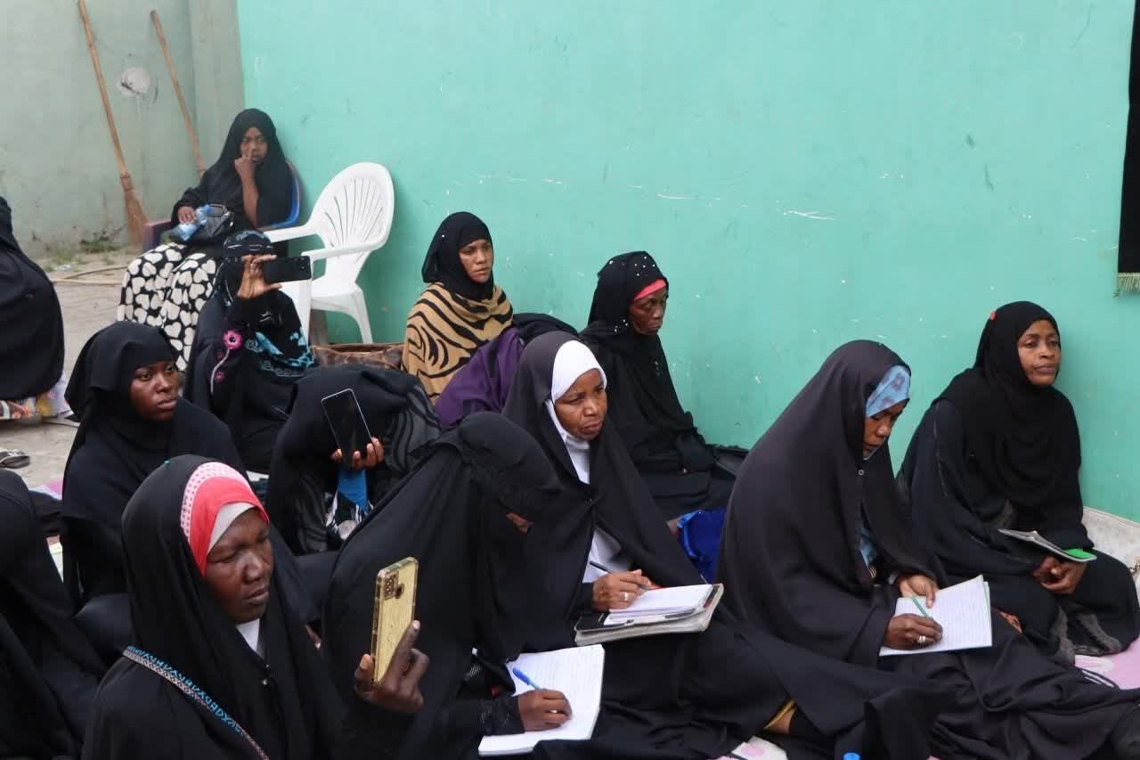 Majlisi za Maombolezo ya Imam Hussein (as) za Kinamama Zaendelea Nchini Tanzania + Picha