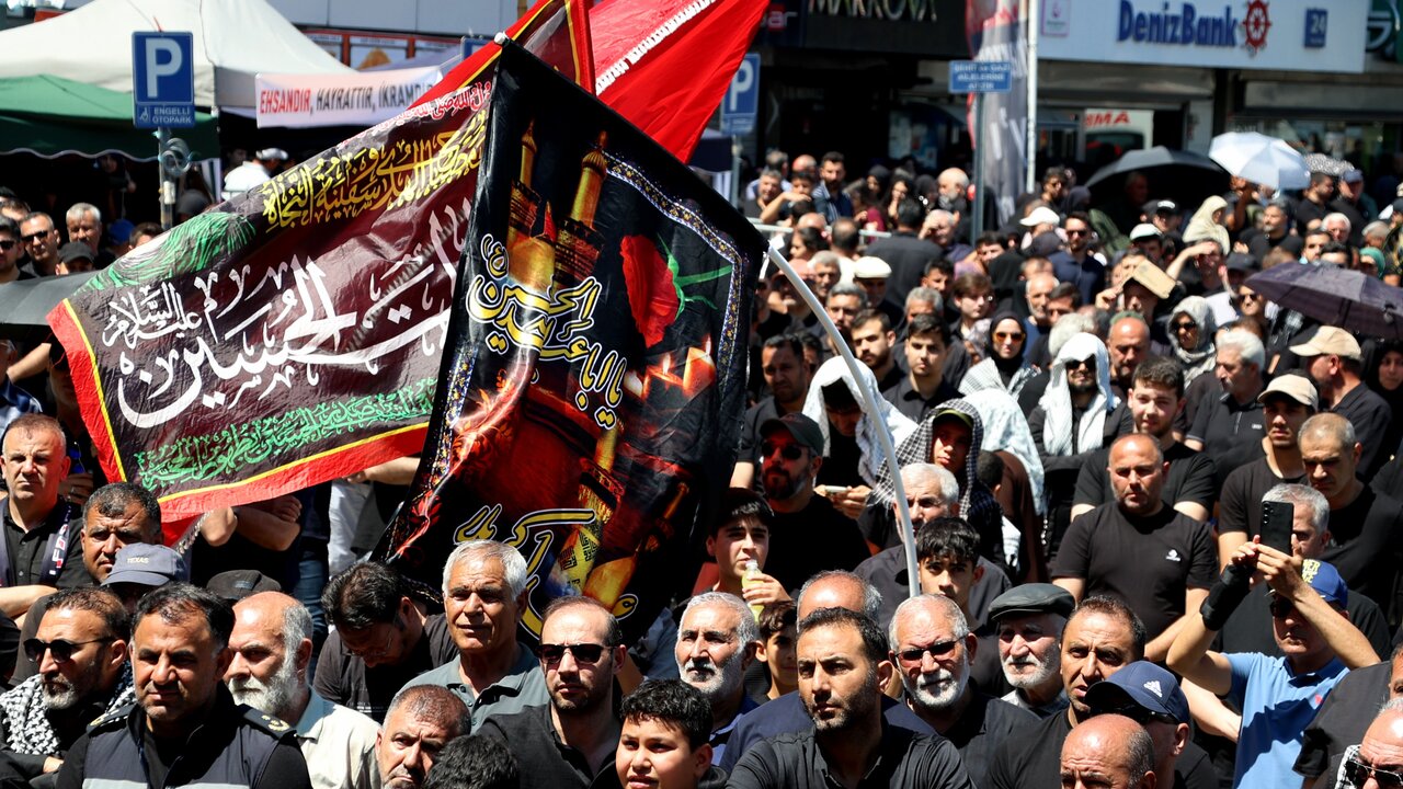 هزاران نفر در ایغدیر یاد شهدای کربلا را گرامی داشتند
