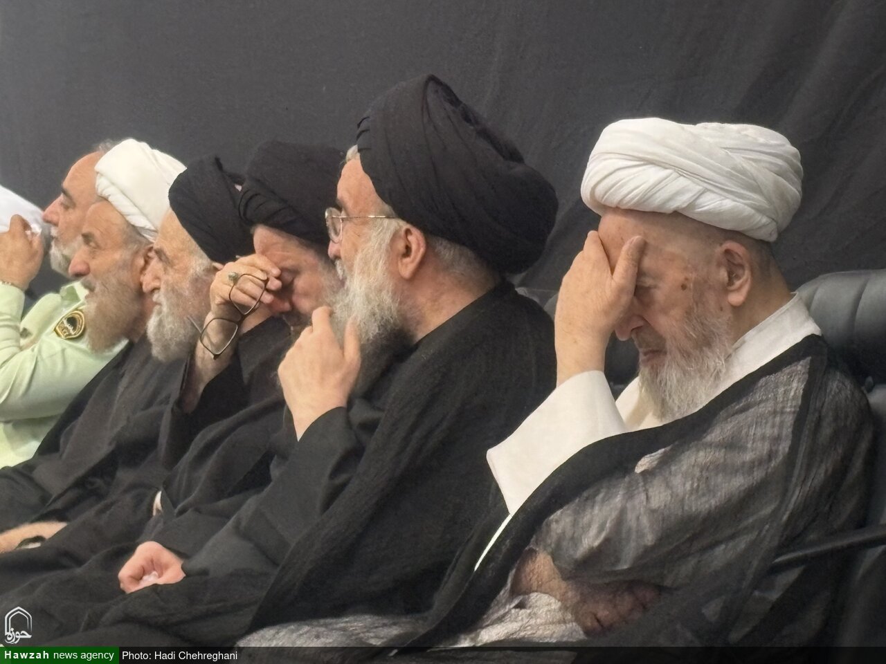 تصاویر / مراسم عزاداری روز عاشورا در بیت آیت الله العظمی سبحانی