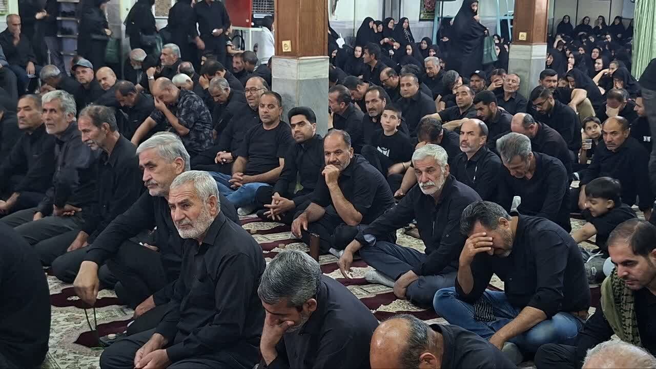 فیلم| اقامه عزای حسینی و قرائت زیارت عاشورا در مسجد جامع کارچان