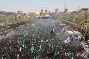 تصاویر/ کربلائے معلی میں طویرج کا تاریخی جلوس عزا برامد، لاکھوں کی تعداد میں عزادار حرم امام حسین پہنچے