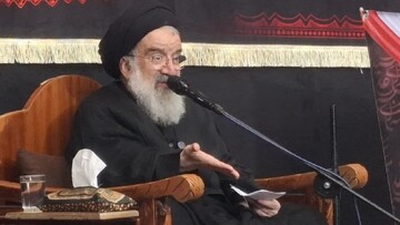 رهبر انقلاب بر مواضع ایران در مذاکرات، نظارت دقیق دارند