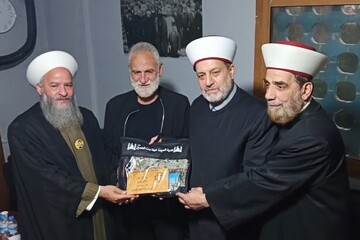 حضور روحانی اهل سنت لبنان در حرم سیده خوله (س) در روز عاشورا