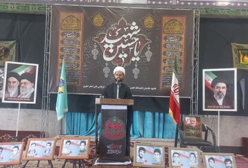 حضور مردم در خیابان‌هاف سدی محکم در برابر زبان فتنه‌گران است