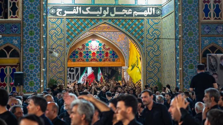 تصاویر/ مراسم عزاداری شامگاه عاشورای حسینی بزرگترین و پر جمعیت ترین هیئات مذهبی آران و بیدگل  در نجف ایران