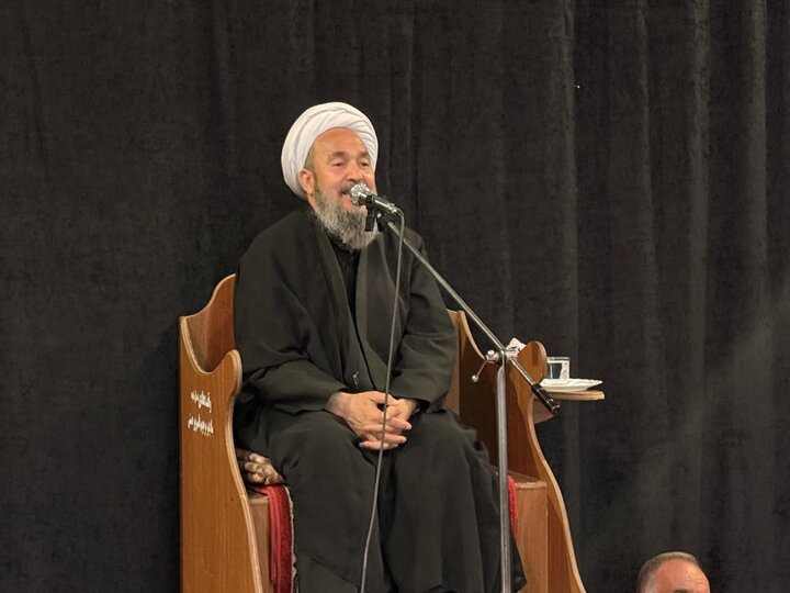 تصاویر/ مراسم شام غریبان امام حسین (ع) در شاهین دژ